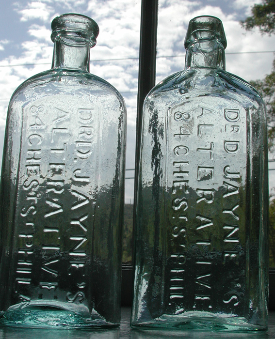 Philadelphia pontiled medicine antique bottle