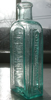 vergennes pain extractor ponitled vermont antique medicine bottle